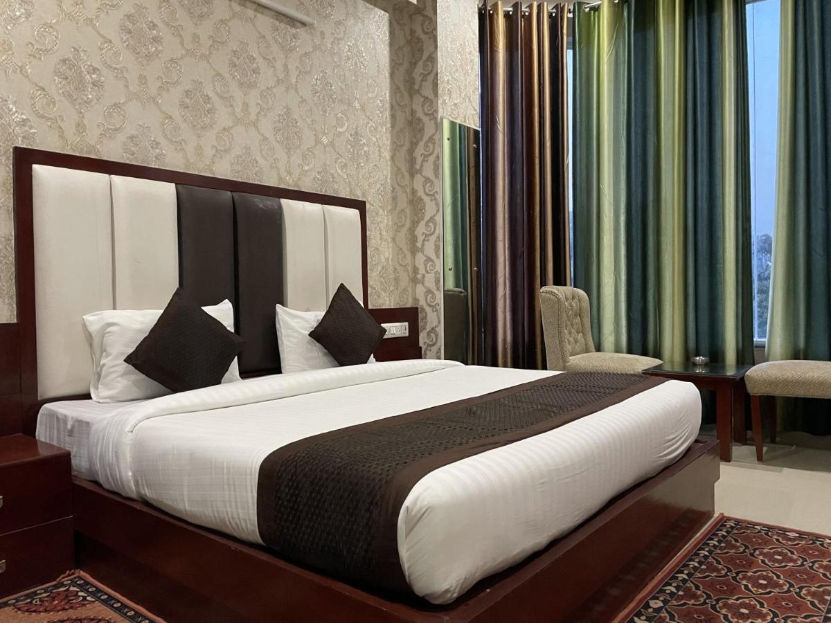 Sumedha G Village Resort And Spa Raiwala Екстер'єр фото