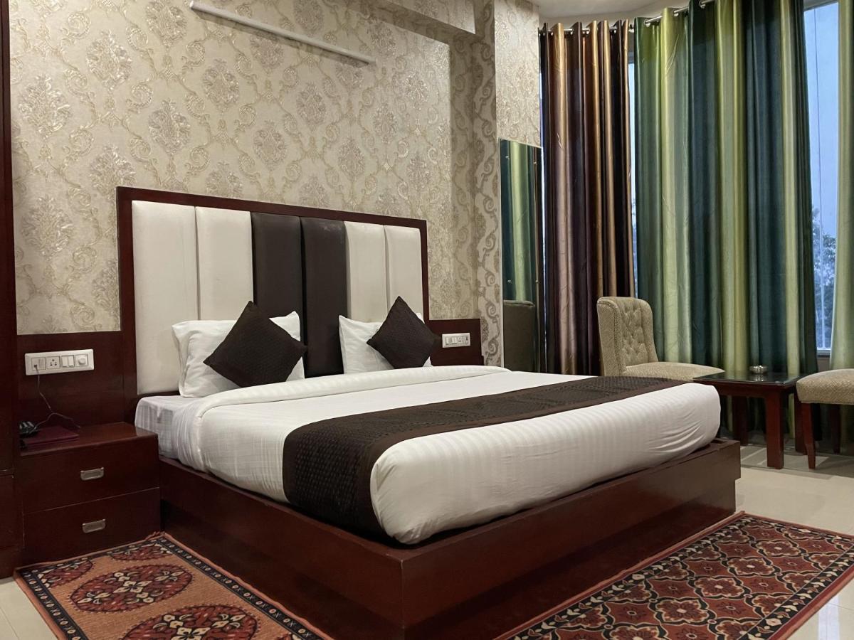 Sumedha G Village Resort And Spa Raiwala Екстер'єр фото